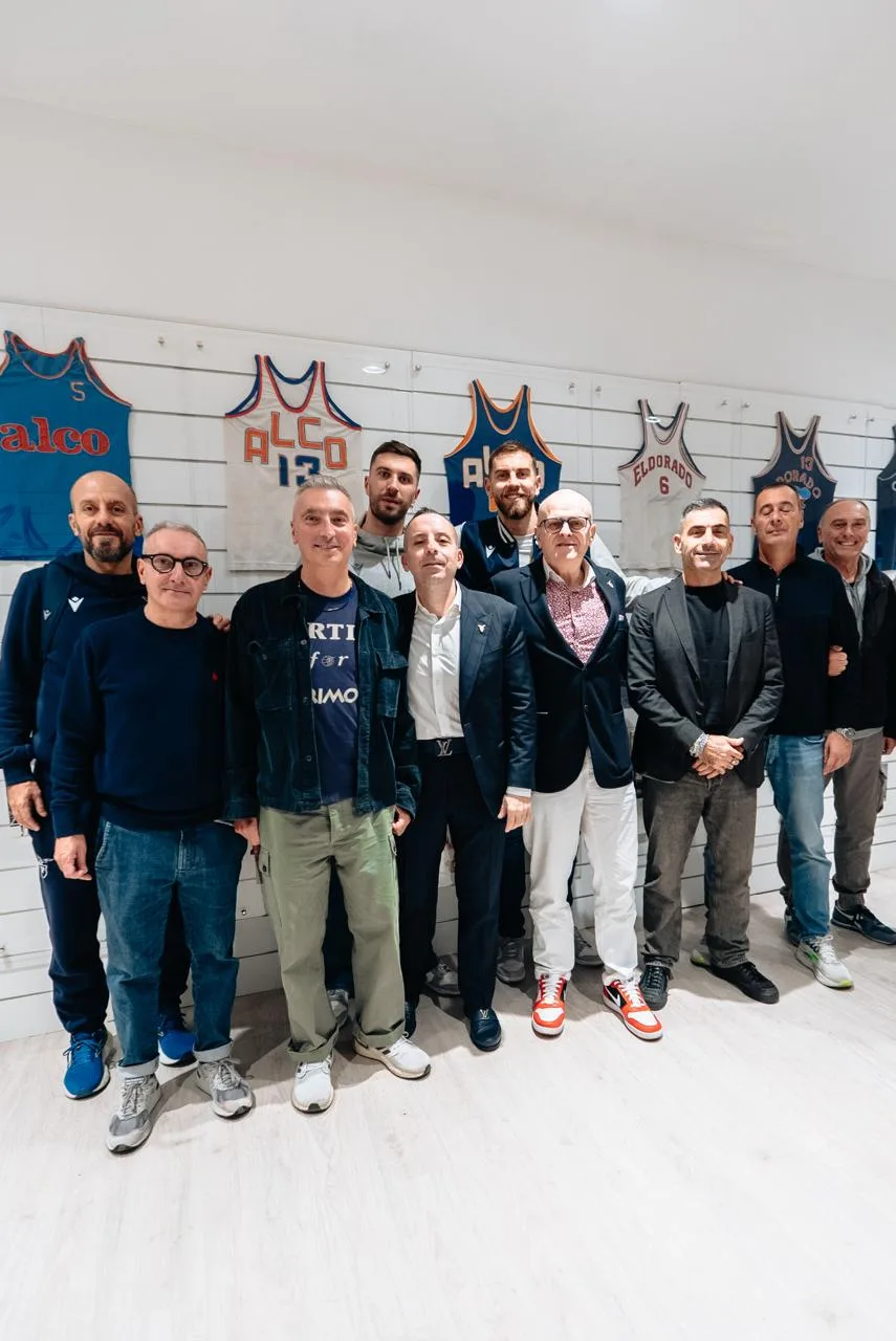 A SESSANTA ANNI DAL DEBUTTO IN SERIE A, IL MUSEO FORTITUDO FA TAPPA ALLO STORE. VENTURI: "UN TUFFO NELLA MEMORIA BIANCOBLU"